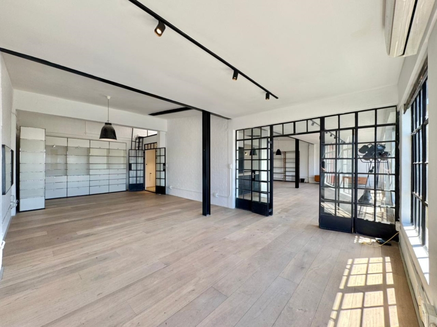 1 Bedroom Property for Sale in Woodstock Western Cape